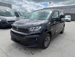 Nero Nuova 2025 Peugeot Partner S Monovolume | 21.890 € (Buon prezzo)