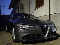 Grigio Usata 2017 Alfa Romeo Giulia Super Tre volumi | 19.200 € (Buon prezzo)