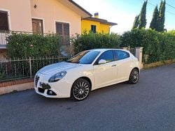 Bianco Usata 2015 Alfa Romeo Giulietta Impression Due volumi | 9000 € (Buon prezzo)