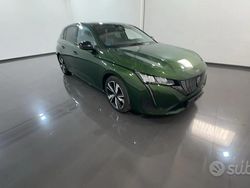 Verde Usata 2023 Peugeot 308 Allure Tre volumi | 17.990 € (Super prezzo)
