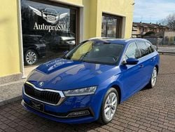 Blu/azzurro Usata 2021 Skoda Octavia Style Station wagon | 17.970 € (Ottimo prezzo)