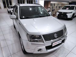 Argento Usata 2011 Suzuki Grand Vitara SUV | 6700 € (Ottimo prezzo)
