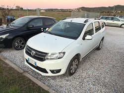 Bianco Usata 2015 Dacia Logan Station wagon | 5500 € (Buon prezzo)