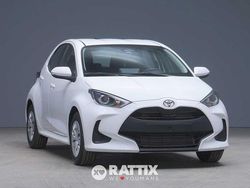 Bianco Nuova 2025 Toyota Yaris Hybrid Active Due volumi | 21.178 € (Buon prezzo)