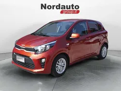 Arancione Usata 2022 Kia Picanto Urban Due volumi | 11.200 € (Buon prezzo)