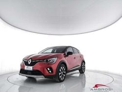 Rosso Usata 2023 Renault Captur Techno SUV | 18.900 € (Buon prezzo)