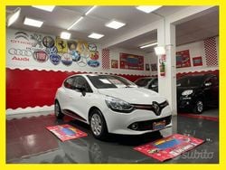 Bianco Usata 2013 Renault Clio IV Due volumi | 4499 € (Buon prezzo)