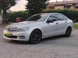 Grigio Usata 2011 Mercedes C200 Avantgarde Tre volumi | 6200 € (Buon prezzo)