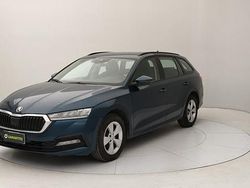 Blu Usata 2023 Skoda Octavia Executive Station wagon | 20.000 € (Buon prezzo)