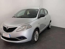 Argento Usata 2017 Lancia Ypsilon Silver Due volumi | 7990 € (Buon prezzo)