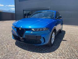 Blu/azzurro Usata 2023 Alfa Romeo Tonale Sprint SUV | 28.990 € (Buon prezzo)