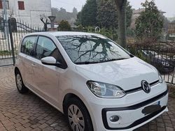 Bianco Usata 2018 VW up! Highline Due volumi | 8400 € (Buon prezzo)