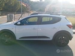 Bianco Usata 2025 Dacia Sandero Stepway Tre volumi | 15.000 € (Buon prezzo)