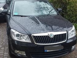 Nero Usata 2011 Skoda Octavia Station wagon | 6500 € (Buon prezzo)