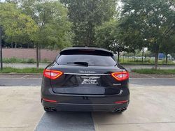 Usata 2017 Maserati Levante SUV | 24.900 € (Cara)