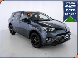 Grigio Usata 2018 Toyota RAV4 Hybrid Lounge SUV | 19.800 € (Buon prezzo)