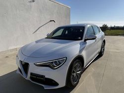 Bianco Usata 2018 Alfa Romeo Stelvio Super SUV | 15.900 € (Buon prezzo)