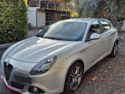 Usata 2013 Alfa Romeo Giulietta Tre volumi | 5800 € (Ottimo prezzo)