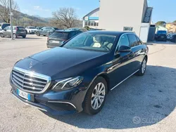 Blu/azzurro Usata 2017 Mercedes E200 Premium Plus Tre volumi | 17.500 € (Ottimo prezzo)
