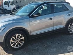 Grigio Usata 2023 VW T-Roc Style SUV | 25.000 € (Buon prezzo)