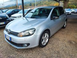 Argento Usata 2012 VW Golf VII Highline Tre volumi | 6600 € (Buon prezzo)