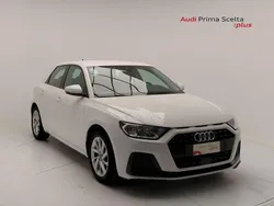 Bianco cortina Usata 2019 Audi A1 Comfort Due volumi | 16.900 € (Ottimo prezzo)