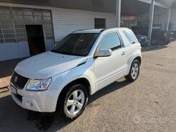 Bianco Usata 2009 Suzuki Grand Vitara SUV | 8900 € (Ottimo prezzo)