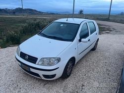 Usata 2006 Fiat Punto Tre volumi | 700 € (Ottimo prezzo)