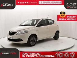 Avorio chic Usata 2019 Lancia Ypsilon Gold Due volumi | 10.900 € (Buon prezzo)