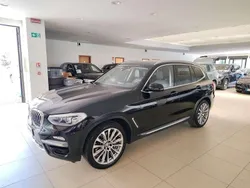 Nero Usata 2019 BMW X3 Luxury Line SUV | 32.400 € (Buon prezzo)