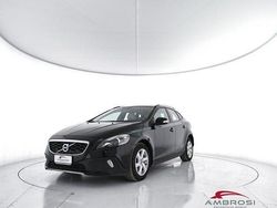 Nero Usata 2015 Volvo V40 CC Business Edition Station wagon | 7227 € (Ottimo prezzo)