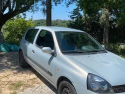 Usata 2005 Renault Clio II Due volumi | 900 € (Ottimo prezzo)