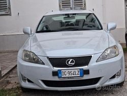 Bianco Usata 2007 Lexus IS220d Tre volumi | 3500 € (Cara)