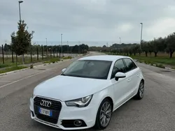 Usata 2013 Audi A1 Ambition Due volumi | 9900 € (Buon prezzo)