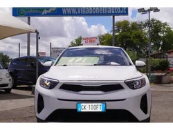 Bianco(met.) Usata 2022 Kia Stonic Urban SUV | 11.900 € (Ottimo prezzo)