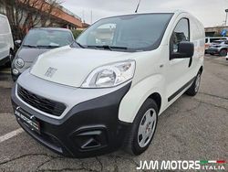 Bianco pastello Usata 2022 Fiat Fiorino Monovolume | 11.200 € (Buon prezzo)