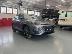 Sterling silver Nuova 2025 MG HS SUV | 32.900 € (Molto cara)