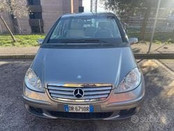 Grigio Usata 2008 Mercedes A200 Due volumi | 1900 €
