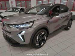 Grigio Nuova 2025 Renault Captur Play SUV | 24.400 € (Cara)