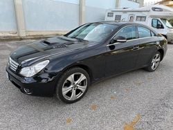 Nero Usata 2007 Mercedes CLS320 Tre volumi | 6300 € (Ottimo prezzo)