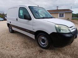 Bianco pastello Usata 2006 Citroën Berlingo XTR Monovolume | 5300 € (Molto cara)