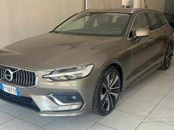 Oro Usata 2019 Volvo V60 Inscription Station wagon | 21.490 € (Cara)