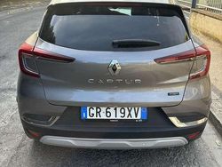 Usata 2023 Renault Captur Engineered SUV | 20.999 € (Buon prezzo)