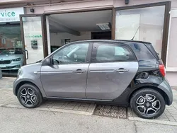 Grigio Usata 2017 Smart ForFour Passion Tre volumi | 9800 € (Buon prezzo)