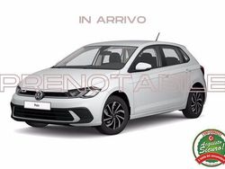 Grigio Nuova 2025 VW Polo Edition Tre volumi | 20.900 € (Buon prezzo)