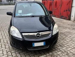 Usata 2009 Opel Zafira Monovolume | 2500 €