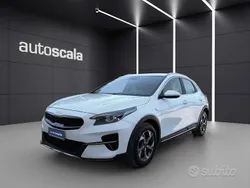 Bianco Usata 2022 Kia XCeed Urban SUV | 15.990 € (Buon prezzo)