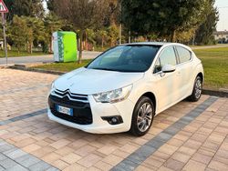 Bianco Usata 2012 DS Automobiles DS4 Tre volumi | 5900 € (Buon prezzo)