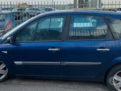 Usata 2005 Renault Scénic II Monovolume | 800 € (Ottimo prezzo)