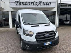 Bianco pastello Usata 2023 Ford Transit Trend Tre volumi | 17.900 € (Super prezzo)